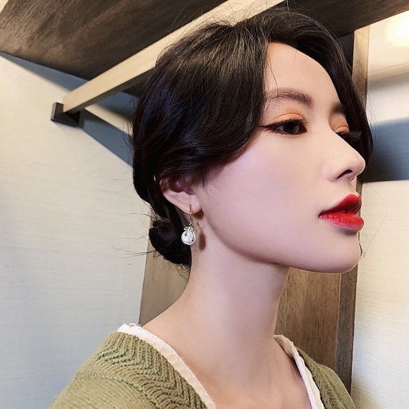 Vintage Natural Geniune Pearl Earrings 925 Sterling Silver Post - Picture 2 of 2